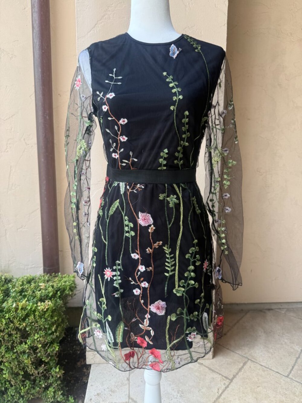Women's Floral embroidered Midi Mesh Sleeve Dress